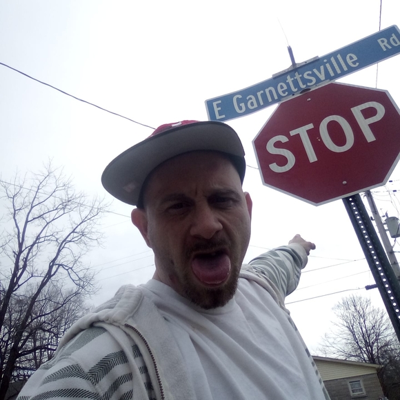 Profile Picture of Joseph Burch (@burchjoseph07) on Poshmark