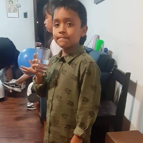 Profile Picture of David Vicente (@gaelmicaela2021) on Poshmark