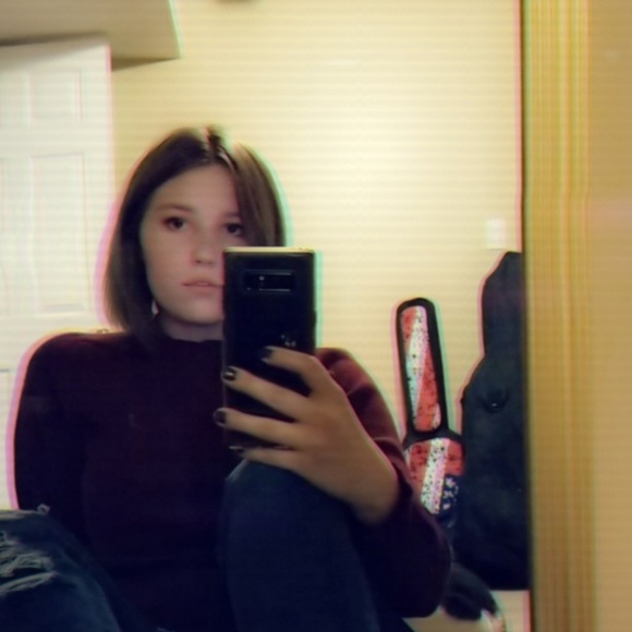 Profile Picture of Audrey Whatcott (@a_what67) on Poshmark