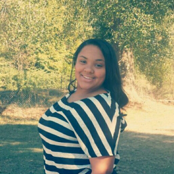 Profile Picture of Micah Price (@micah_price14) on Poshmark