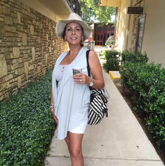 Profile Picture of Nanette Fissell (@nanette62) on Poshmark