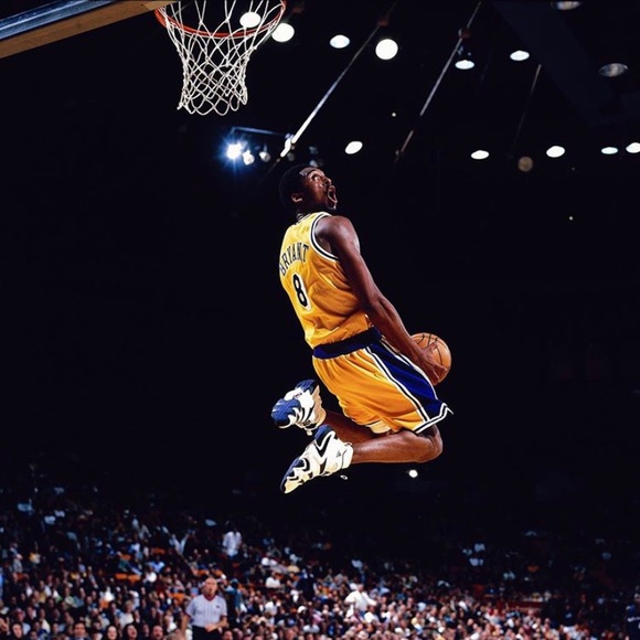 Profile Picture of Cabott Oliver (@cabxtt) on Poshmark