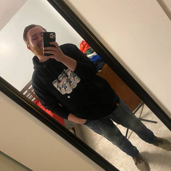 Profile Picture of Mikey Mcclung (@incredible_is_i) on Poshmark