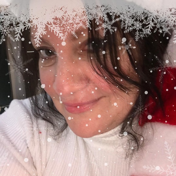 Profile Picture of Brenda Cunningham (@brenda_c10) on Poshmark