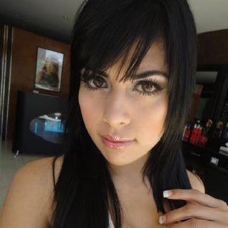 Profile Picture of Dafne Diaz (@dafne.diaz.16) on Facebook