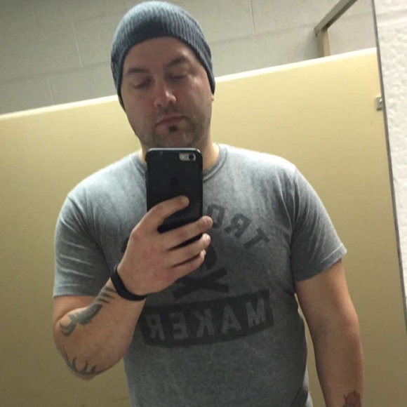 Profile Picture of Yousef Rizkallah (@yousefrizkallah) on Poshmark