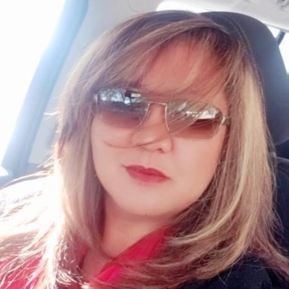 Profile Picture of Riza Sarte (@rizadayao) on Poshmark