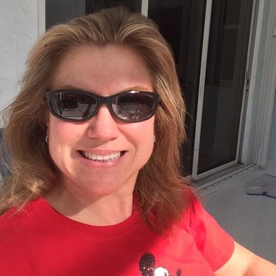 Profile Picture of Kathy Kaghan (@SunKlub) on Twitter