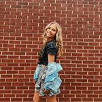 Profile Picture of 𝕙𝕒𝕝𝕖𝕪 𝕕𝕖𝕟𝕚𝕤𝕖 (@_honey_to_the_soul_) on Instagram