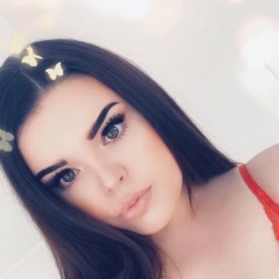 Profile Picture of Amy⚡️ (@AmyMorley94) on Twitter