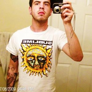 Profile Picture of Joel Lomax (@thejoelbear) on Myspace