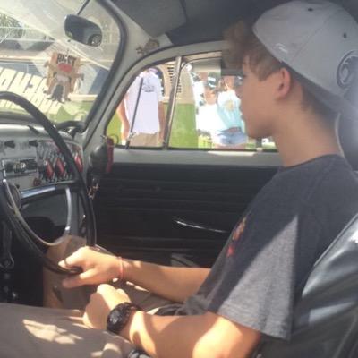 Profile Picture of Andrey Davis (@andreydavis123) on Twitter