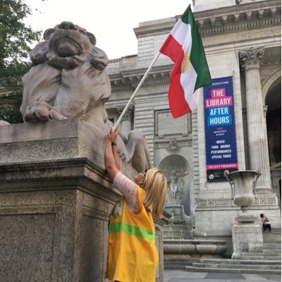 Profile Picture of Afsaneh (@Afsaneh_Irani) on Twitter