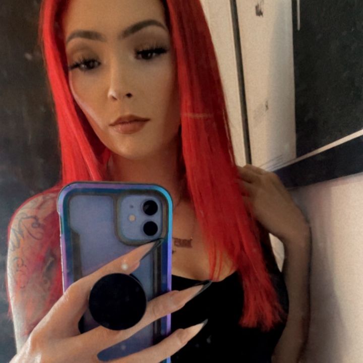 Profile Picture of Kyley Kenyon (@kykenyon) on Tiktok