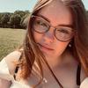 Profile Picture of Darlene (@darlehene) on Tiktok