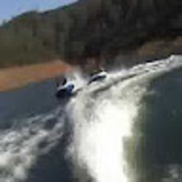 Profile Picture of Michael Hansen (@shaknataf) on Poshmark