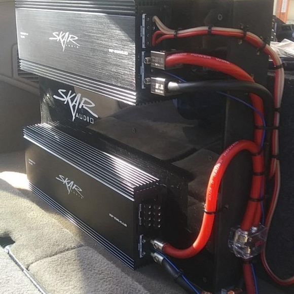 Omar Biviano - Poshmark Profile Picture of Omar Biviano (@omarvera) on Poshmark