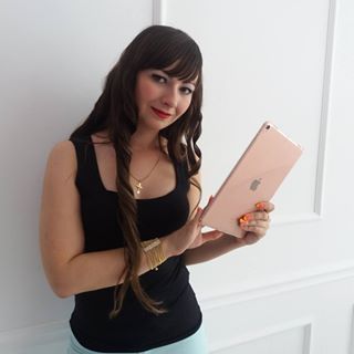 Profile Picture of Алена Таранько (@&) on Facebook