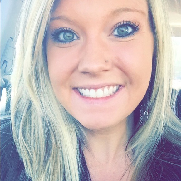 Profile Picture of Mareesa Tipper (@mrt0001) on Poshmark