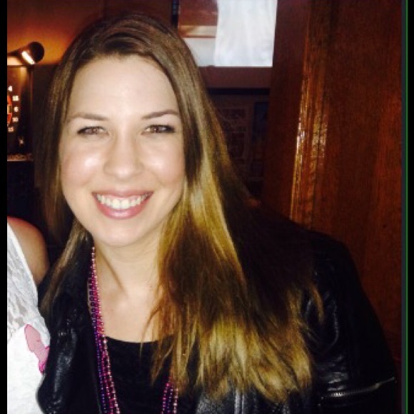 Profile Picture of Sara Kleist (@thatsarachick) on Poshmark