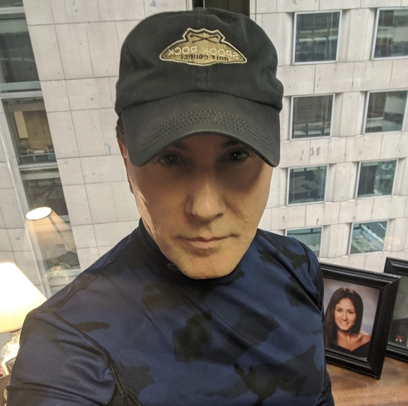 Profile Picture of Jonathan Greystone (@blackwater45) on Poshmark