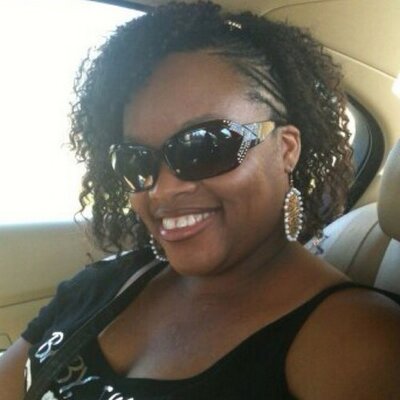 Profile Picture of LDMoore (@aboutlovingme) on Twitter