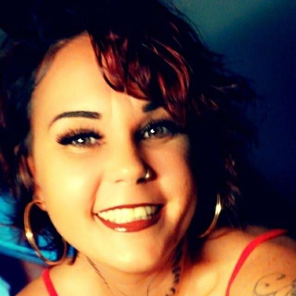 Profile Picture of Shani Rose (@shashani31) on Poshmark