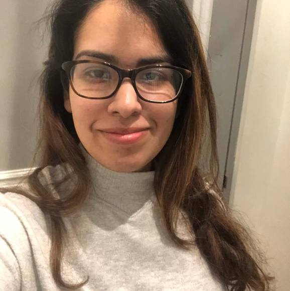 Profile Picture of Jessenia Ojeda (@twelveoswald) on Poshmark