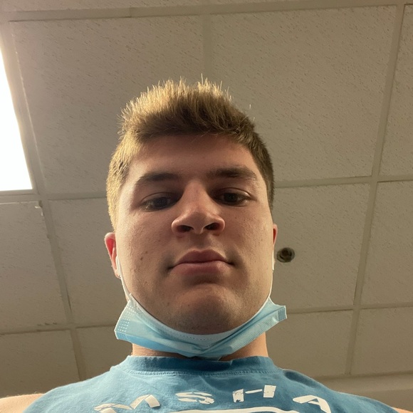 Profile Picture of Joseph Wade (@joewade11924) on Poshmark