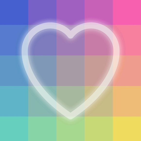 Profile Picture of Jolie Strader (@mikochan251) on Poshmark