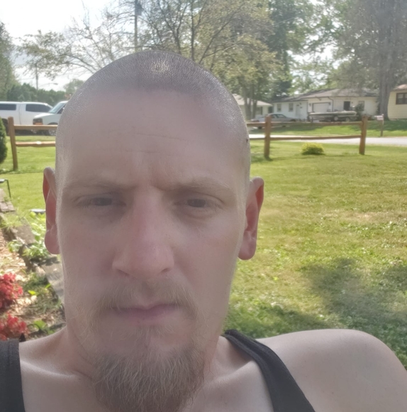 Profile Picture of Jeremy Ragan (@jeremy_ragan) on Poshmark