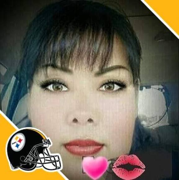 Profile Picture of Carol Peshlakai (@carolpeshlakai) on Poshmark