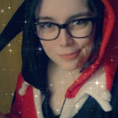 Profile Picture of Corrin Foss (@marie_corrin) on Twitter